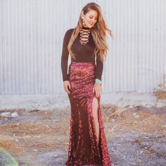 Meet your Posher, Tessa - Picture 1 of 1